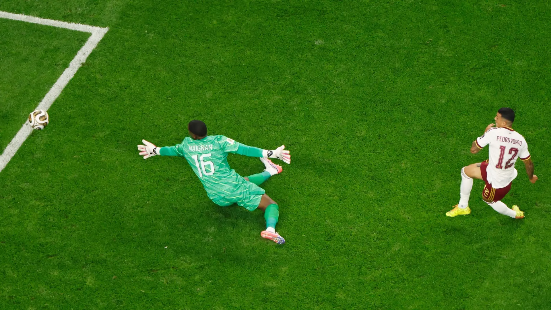 إسبانيا تهزم فرنسا في نصف نهائي كأس العالم 2026 (رويترز) إسبانيا تهزم فرنسا في نصف نهائي كأس العالم 2026 (رويترز)
