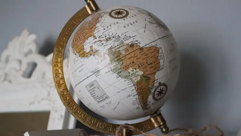 خريطة العالم.. نظرة شاملة على أنواعها واستخداماتها المختلفة