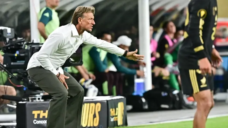 مفاجآت في قائمة المنتخب السعودي لمواجهتي مصر وصربيا