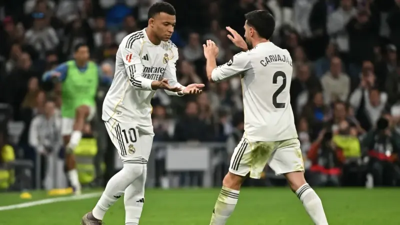 معلق ريال مدريد اليوم ضد ريال مايوركا.. صوت مميز في مواجهة حاسمة