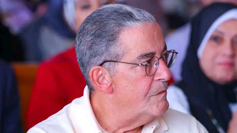 الكشف عن تفاصيل مكالمة ياسين منصور وممدوح عباس