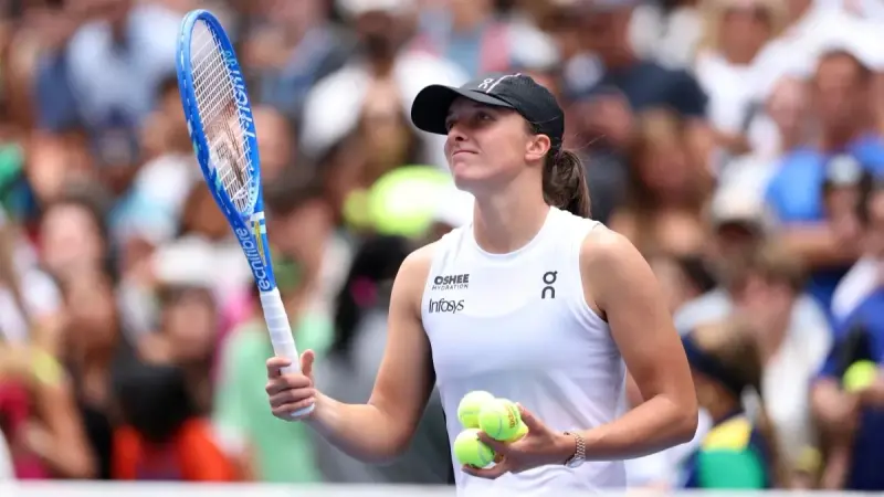 أميركا المفتوحة - شفيونتيك تواصل التألق وترافق أوساكا إلى ربع النهائي