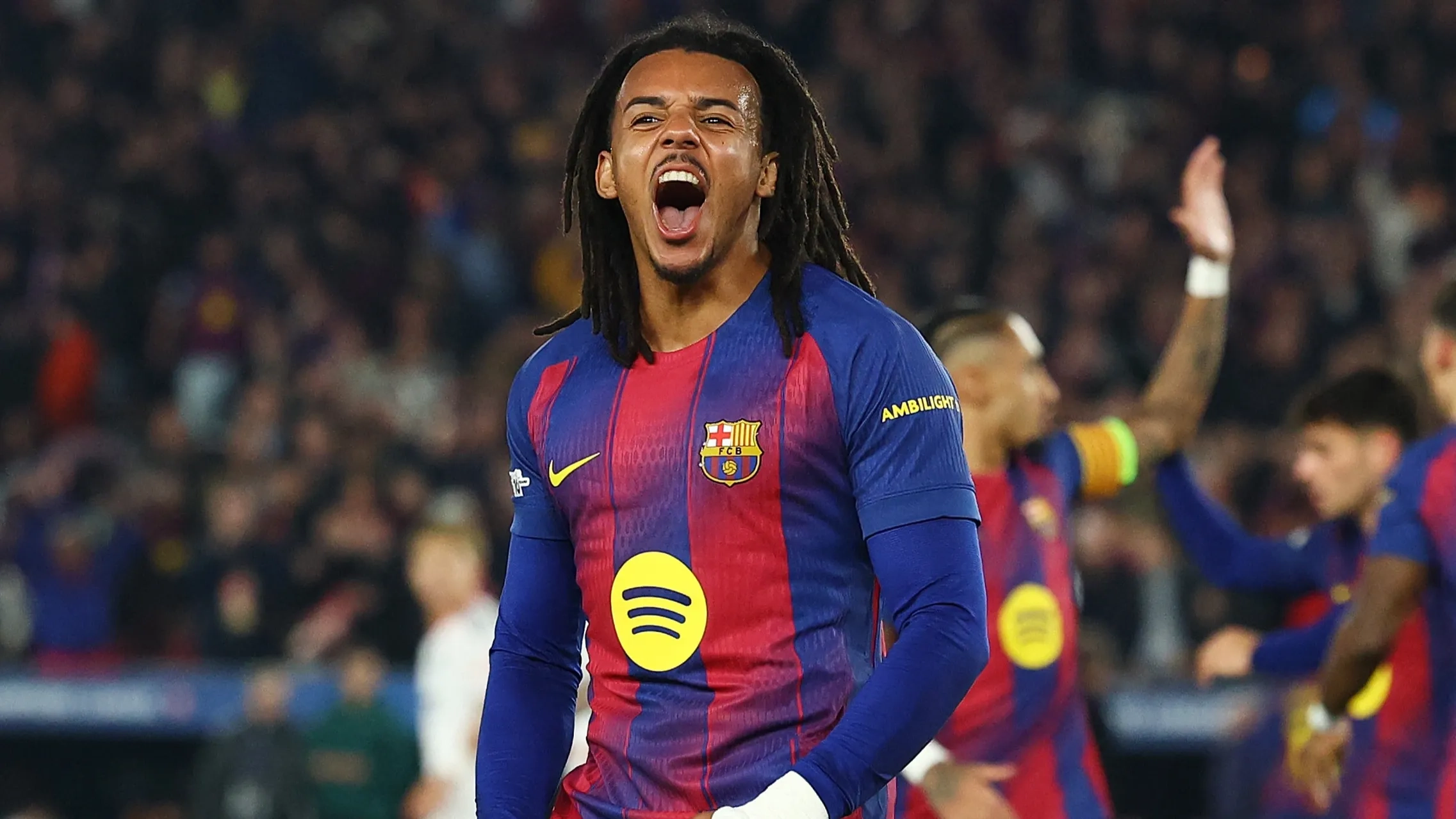 دوري أبطال أوروبا - برشلونة يقلب الطاولة على فرانكفورت برأسيات كوندي 