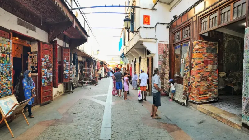المشهد ستريتس - شارع القناصل.. من الدبلوماسية إلى الإرث التراثي والحرفية المغربية