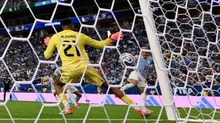related_news_inside_blogsكأس العالم 2026 - السعودية تفرّط في تقدمها وتتعادل مع الأوروغواي