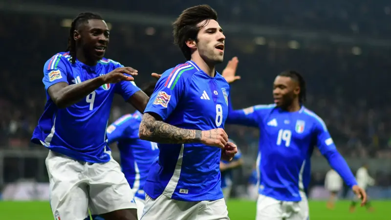 الدوري الإسباني - برشلونة يستهدف نجمًا من البريمرليغ لتدعيم خط الوسط