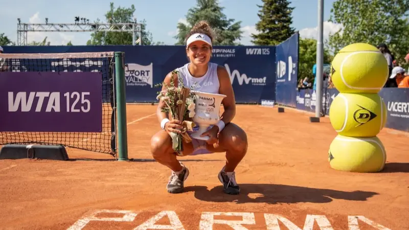 ما هو عدد ألقاب ميار شريف بعد تتويجها بلقب بطولة بارما للتنس؟