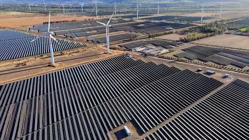 خطة صينية جديدة ترفع حصة الطاقة النظيفة في الكهرباء إلى 50% بحلول 2030