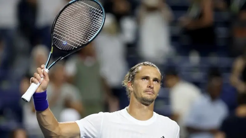 دورة تورونتو - عودة موفقة لزفيريف بعد غياب اضطراري