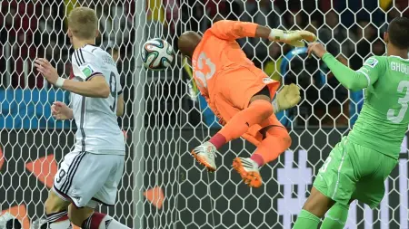 related_news_inside_blogsكأس العالم 2014.. كيف حطمت ألمانيا أحلام البرازيل بسباعية تاريخية؟