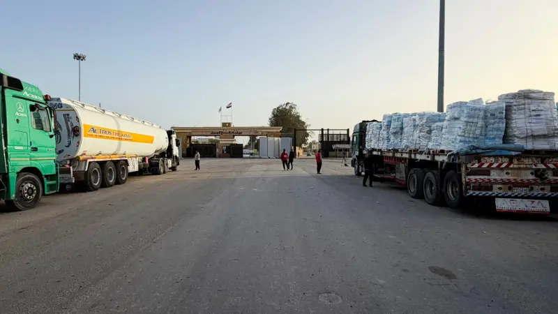 المشهد باختصار: افتتاح معبر رفح.. وخامنئي يتوعّد ترامب