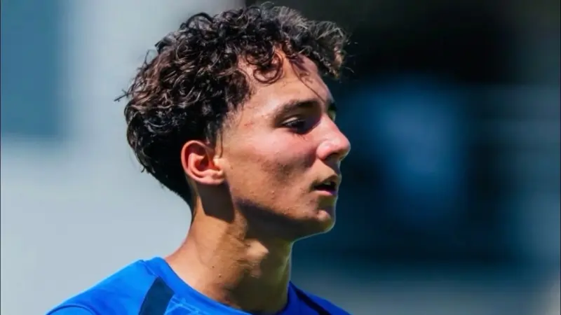 نجل مهدي بنعطية يمثل منتخب فرنسا لأقل من 15 سنة.. هل أغلق الباب أمام المغرب؟