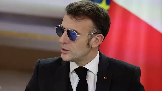 زادت مبيعاتها.. نظارات ماكرون تغزو الإنترنت