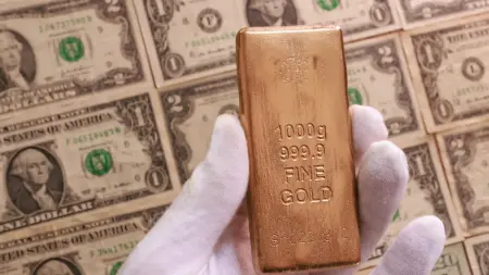 الذهب تحت ضغط الفائدة والطاقة واتفاق إيران المعلق