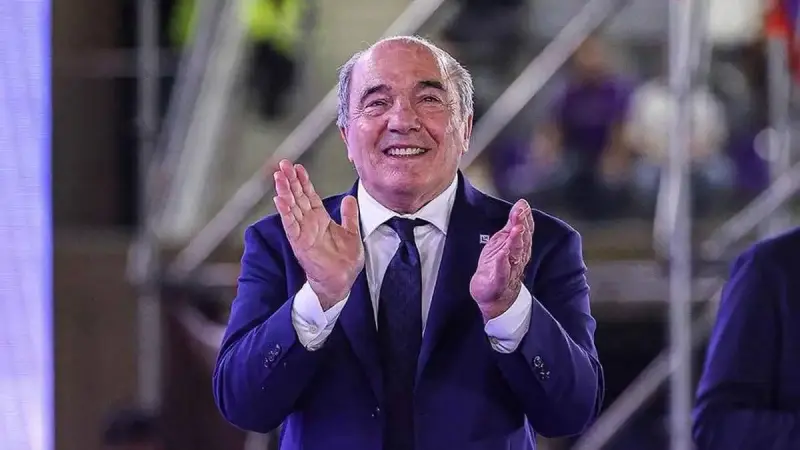 وفاة رئيس فيورنتينا روكو كوميسو عن 76 عاما