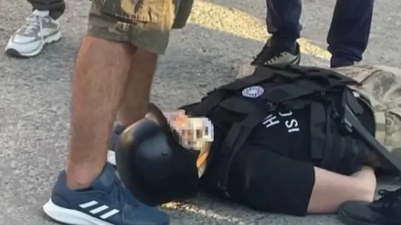 فيديو - مراهق بسترة واقية يطعن 5 أشخاص في تركيا