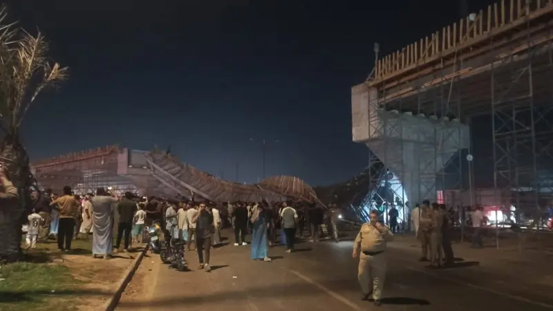 انهيار جسر العطيشي في كربلاء أثار غضبا في الشارع العراقي