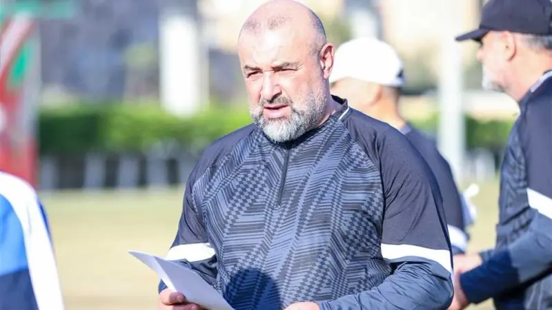 بعد غياب قصير.. عبد الحق بن شيخة يعود لقيادة اتحاد العاصمة مجددا