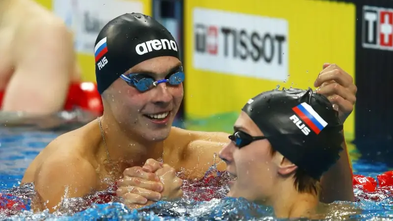 الاتحاد الدولي للرياضات المائية يعلن عودة سباحي روسيا وبيلاروس للمشاركة تحت علمي بلديهم