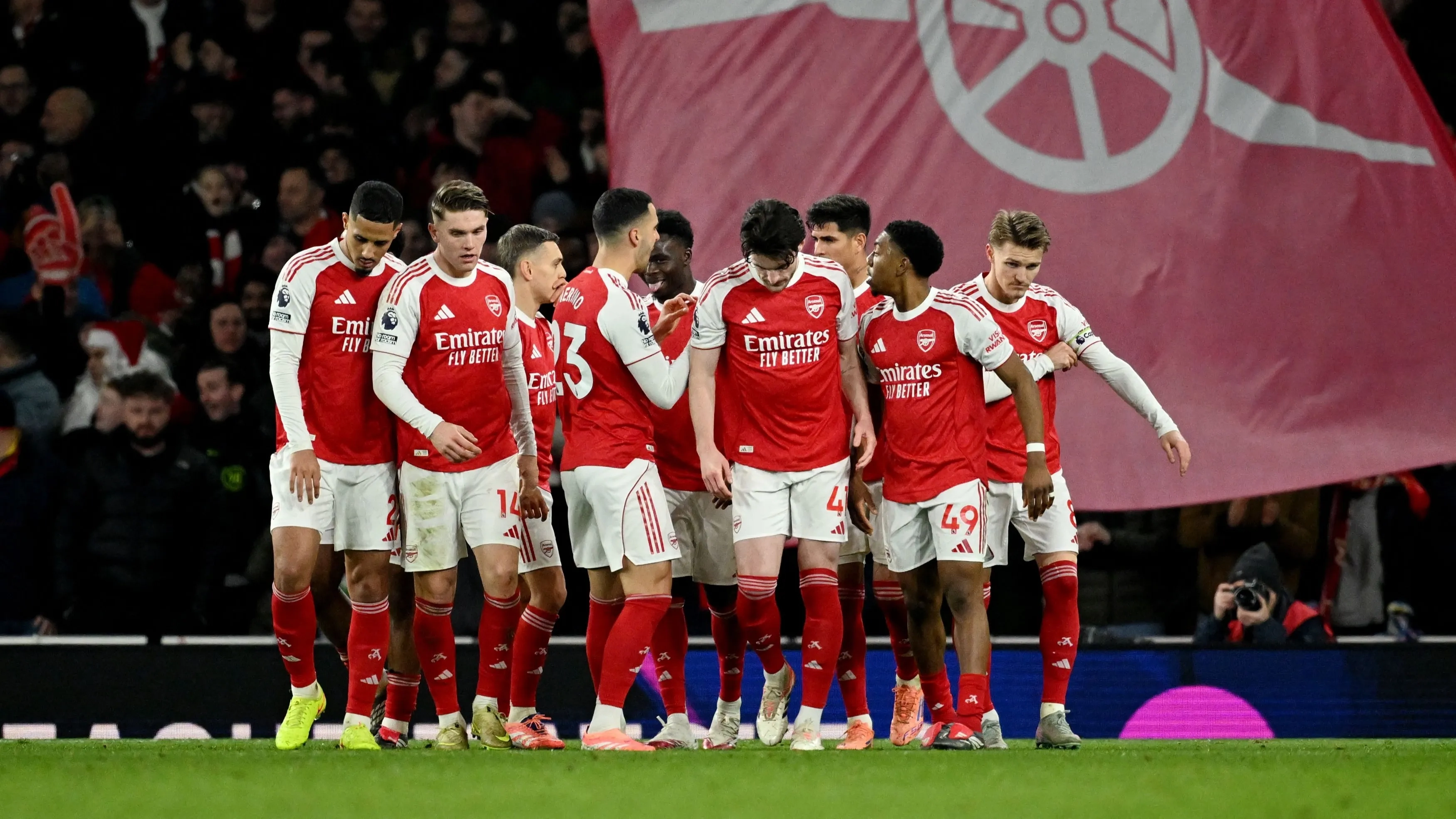 الدوري الإنجليزي - أرسنال يفلت من كمين ولفرهامبتون بهدفيّن عكسييّن 