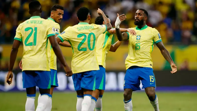 القنوات الناقلة لمباراة منتخب البرازيل اليوم ضد تشيلي في تصفيات كأس العالم 2026 أميركا الجنوبية مع الموعد والتشكيلة