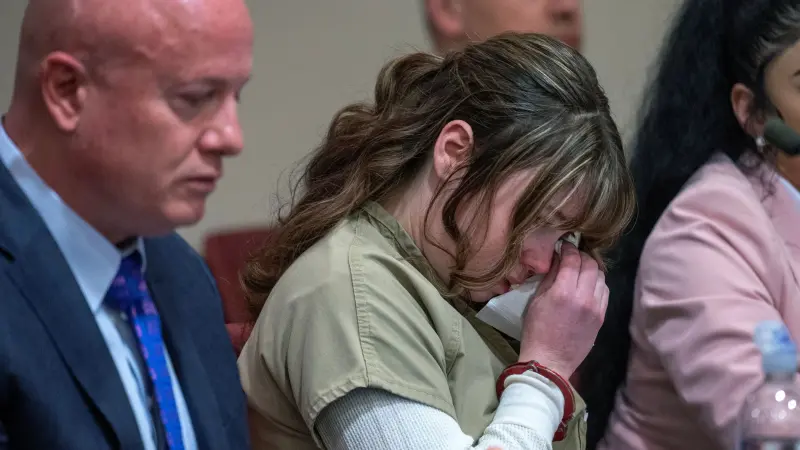 صور - السجن 18 شهرا للمشرفة على استخدام الأسلحة في فيلم "راست"