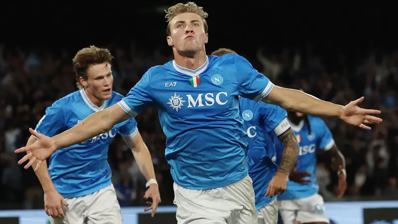 القنوات الناقلة لمباراة نابولي ضد تورينو في الدوري الإيطالي مع الموعد والتشكيلة