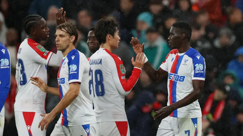 القنوات الناقلة لمباراة سترازبورغ ضد كريستال بالاس اليوم في دوري المؤتمر الأوروبي مع الموعد والتشكيلة