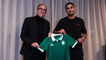 related_news_inside_blogsتفاصيل تعاقد نادي الرجاء المغربي مع اللاعب أيمن برقوق