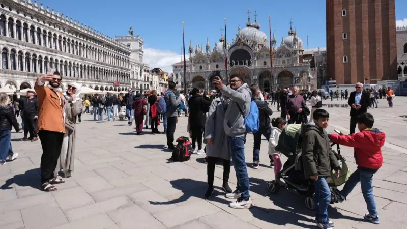 مدينة البندقية في حالة استنفار لمواجهة النشالين