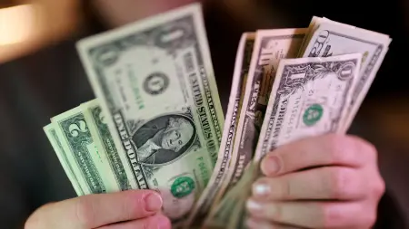 related_news_inside_blogsسعر الدولار الأميركي في سوريا اليوم الأربعاء 3/6/2026.. ارتفاعات جديدة تضغط على العملة المحلية