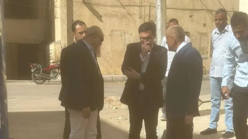 صور - مفاجأة صادمة لوزير الثقافة المصري خلال جولته بالأقصر