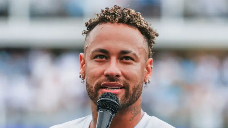 نيمار يحن لبرشلونة برسالة غير مباشرة