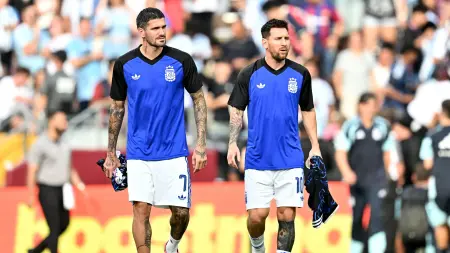 كأس العالم 2026 - عاصفة تُغرق ملعب مباراة الأرجنتين وأيسلندا الودية.. وهذا موقف ميسي من المشاركة