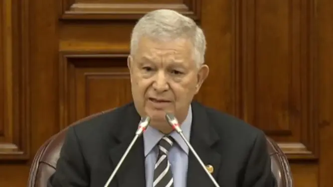 من هو عزوز ناصري رئيس مجلس الأمة الجزائري الجديد؟