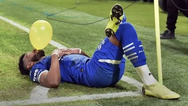 مستقبل علي البليهي يقترب من الحسم بين الهلال والشباب في ميركاتو الشتاء