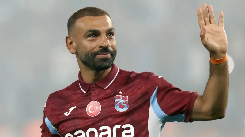 فيديو - طرابزون سبور يفاجئ محمد صلاح بمشجعه الصغير إيزاك