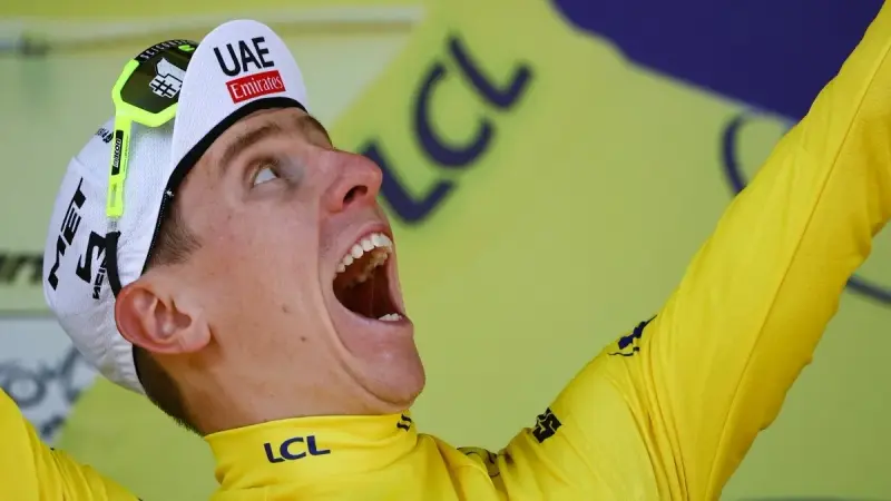 إنجاز غائب منذ 26 عامًا.. بوغاتشر يفوز بسباق فرنسا للدراجات