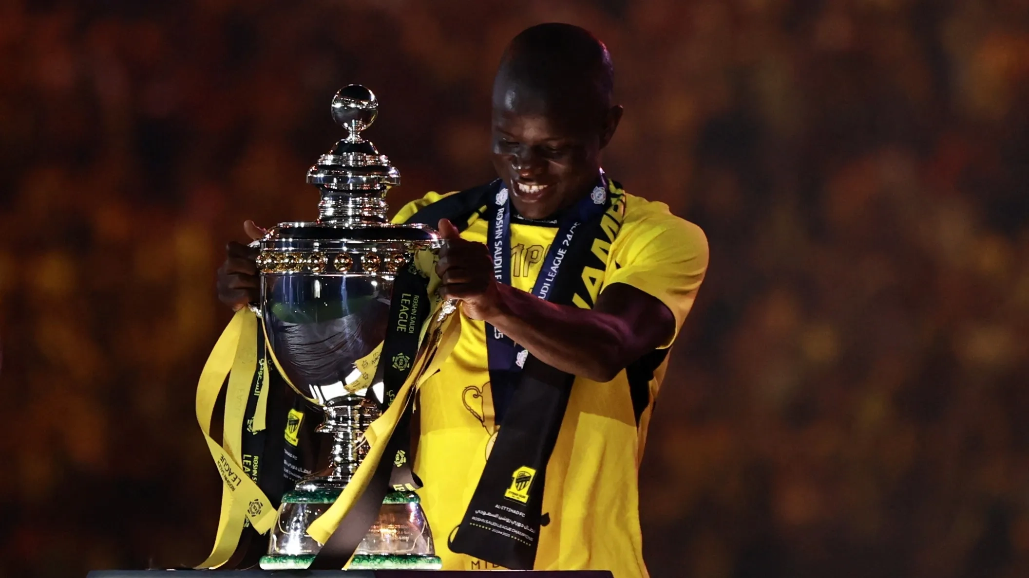 نغولو كانتي يستعد للرحيل عن الاتحاد إلى فناربخشة 