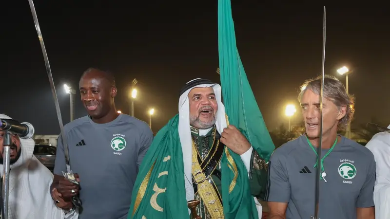 برقصة العرضة.. مانشيني يبحث عن الفوز الأول مع المنتخب السعودي