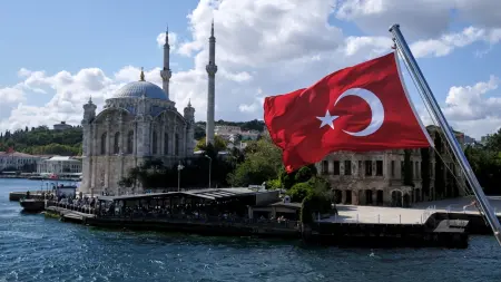 رغم محاولة تفاديها.. حرب إيران تهدّد تركيا بـ3 طرق