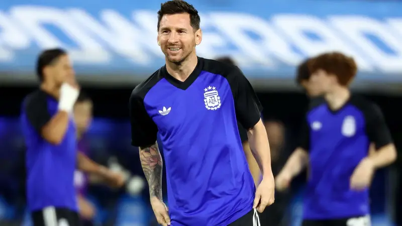 المشهد سبورتس: ميسي يمتلك ناديا في إسبانيا.. والأبطال تعاند مبابي من باريس لريال مدريد