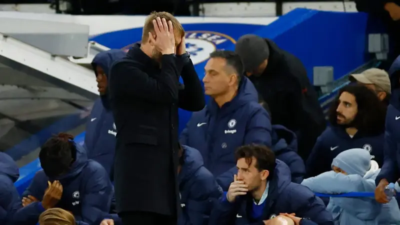 كيف فقد لاعبو تشيلسي الثقة في مدربهم السابق؟