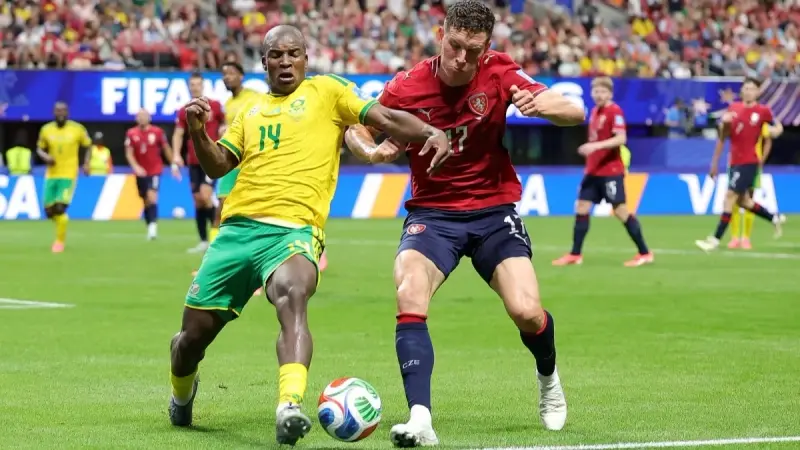 القنوات الناقلة لمباراة جنوب إفريقيا ضد كوريا الجنوبية اليوم في كأس العالم 2026 مع الموعد والتشكيلة