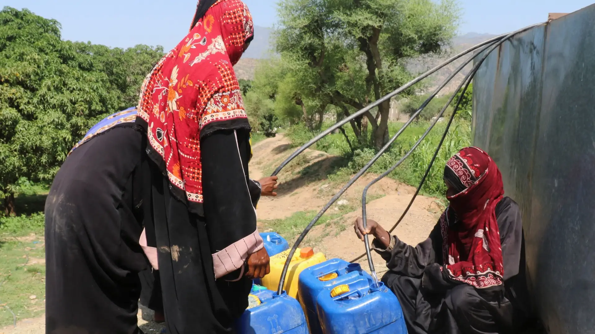 مفوض أممي يعرب عن صدمته إزاء ارتفاع أعداد القتلى المدنيين في اليمن (رويترز) مفوض أممي يعرب عن صدمته إزاء ارتفاع أعداد القتلى المدنيين في اليمن (رويترز)