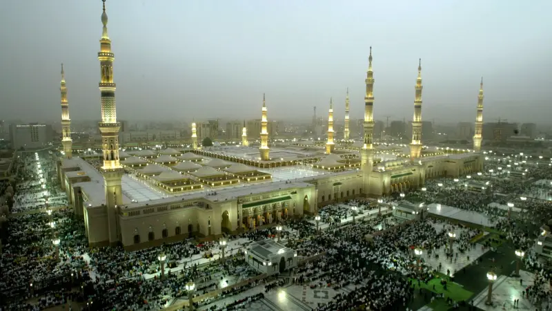 "الحوثيون" ينفون استهداف المدينة المنورة في السعودية