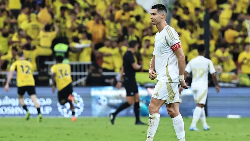 معلق مباراة النصر والاتحاد اليوم.. صوت سعودي يصف أحداث القمة