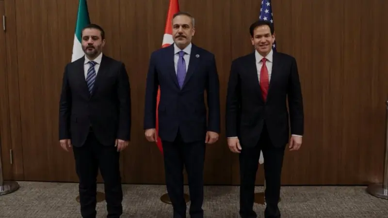 مشاورات ثلاثية حول انضمام سوريا للتحالف ضد داعش