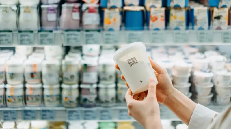 فوائد غير متوقعة.. الزبادي يخفّض خطر الإصابة بسرطان القولون