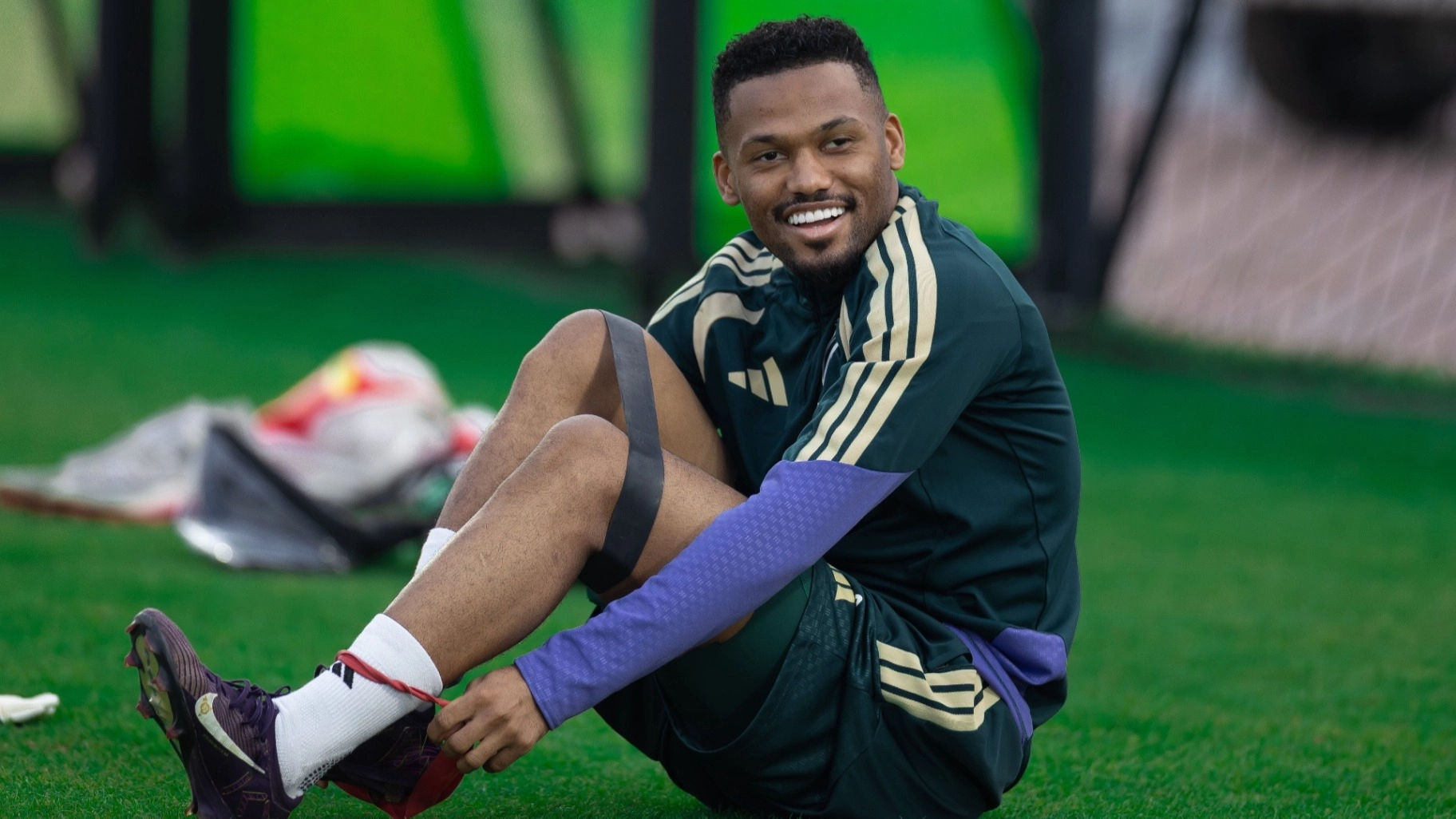 كأس العرب - فرص أيمن يحيى تتضاءل للحاق مباراة السعودية وفلسطين 